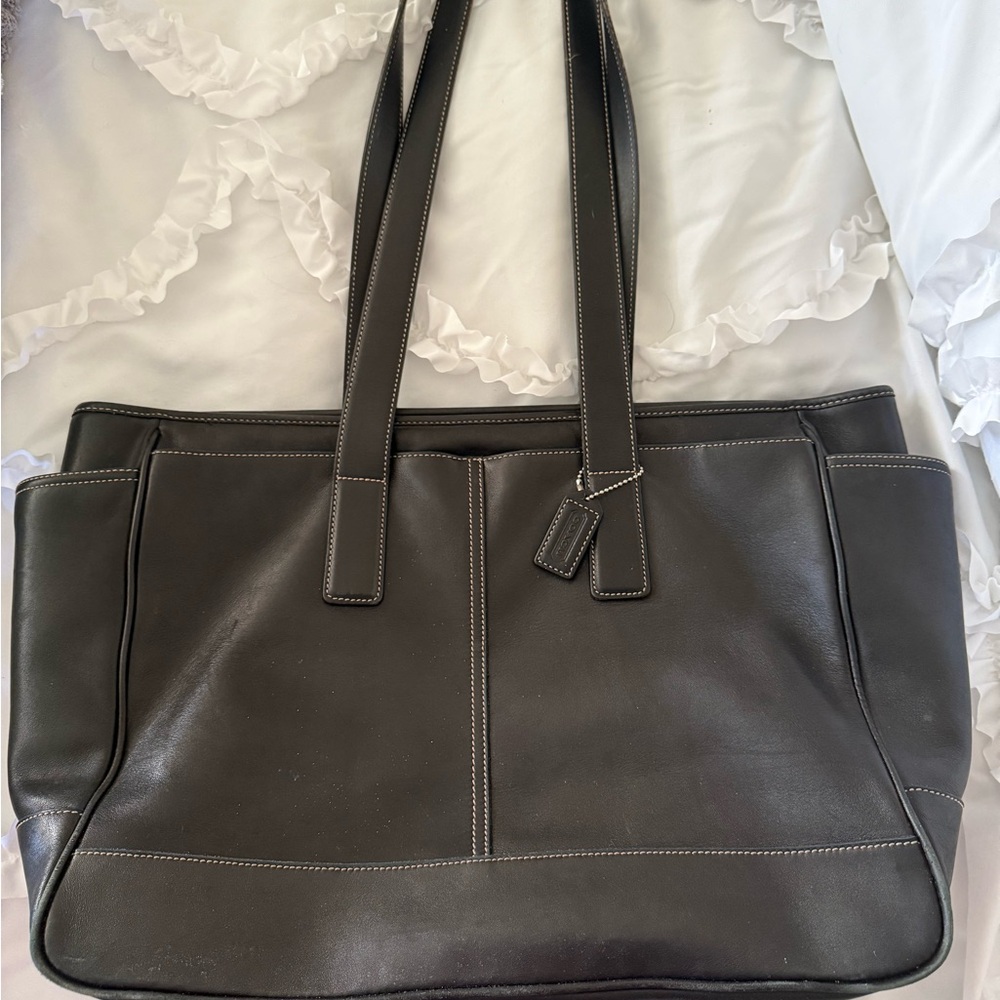 Elegant Black Leather Tote Bag